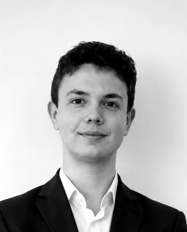 Héctor Sama